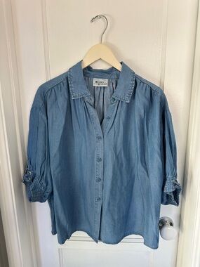 Hester & Orchard Denim Button-Up Top Size Large